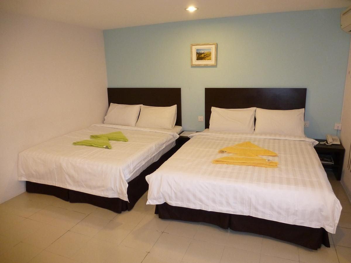 Your Hotel Klang Exterior photo